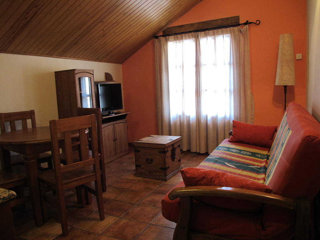 Apartamentos Casa Espanol Брото Екстериор снимка